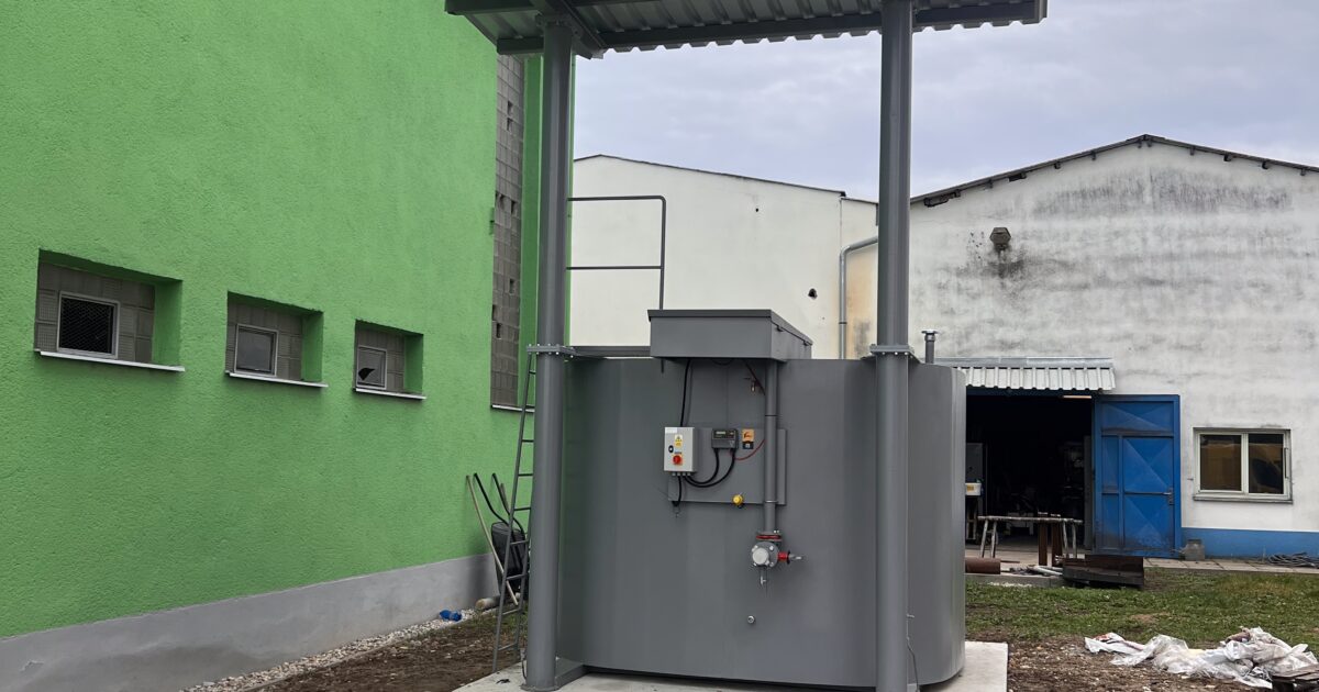 Armatura a potrubní rozvody při výstavbě firemní čerpací stanice FuelingBest